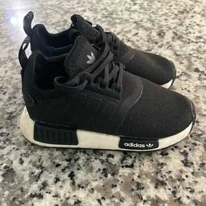 Toddler boys shoes size 6 Adidas NMD R1 sneakers in black